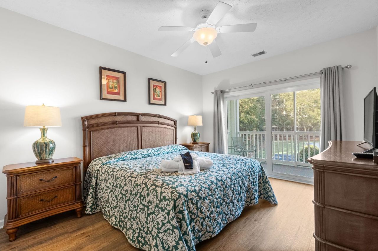 601 N Hillside Dr. Photo 58