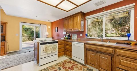 15495 Nancy Way, Grass Valley, CA 95949 Photo