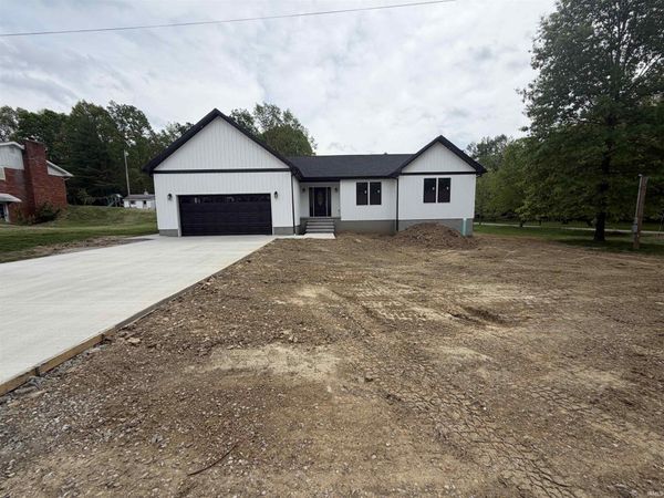 922 Russell Road, Chandler, IN 47610