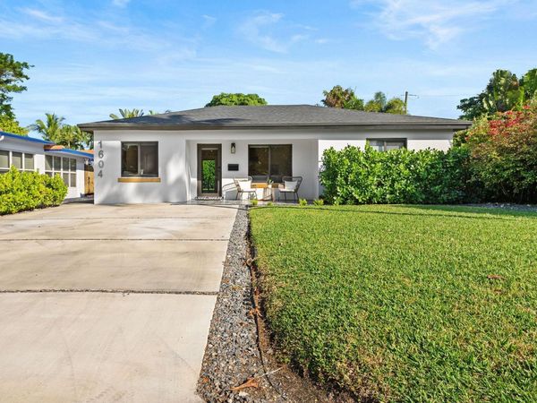 1604 NE 16th Ave, Fort Lauderdale, FL 33305