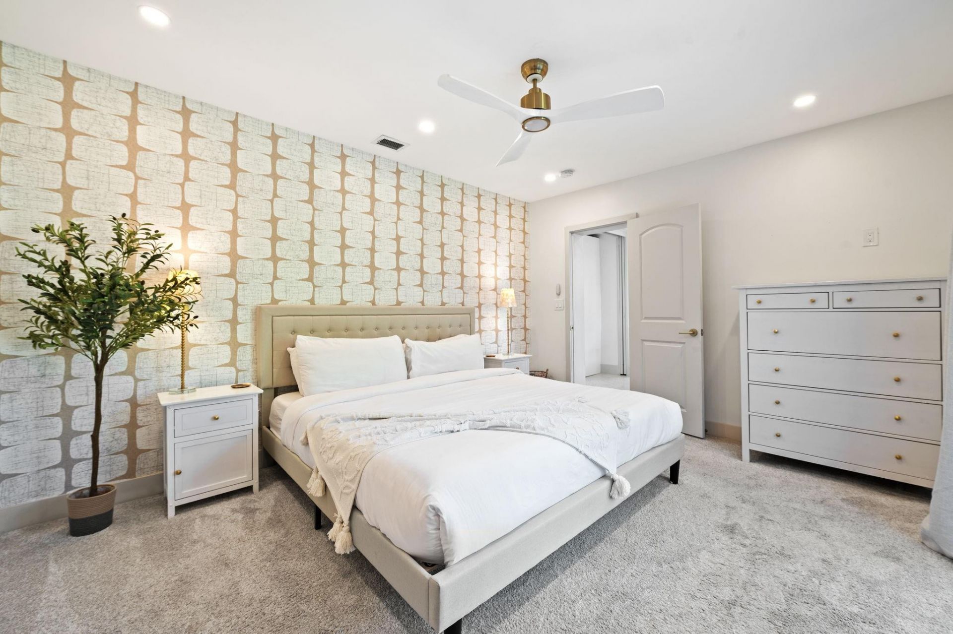 1604 NE 16th Avenue, Fort Lauderdale, FL 33305 Photo