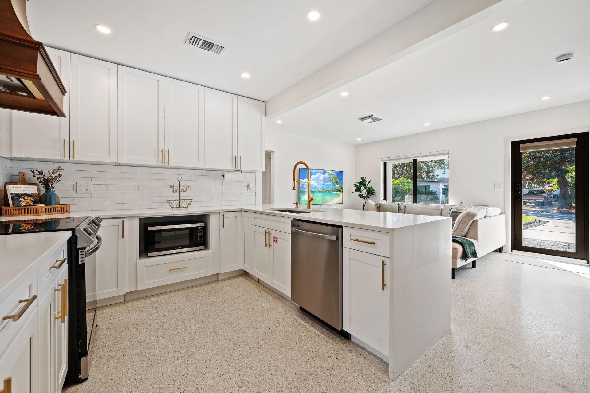 1604 NE 16th Avenue, Fort Lauderdale, FL 33305 Photo