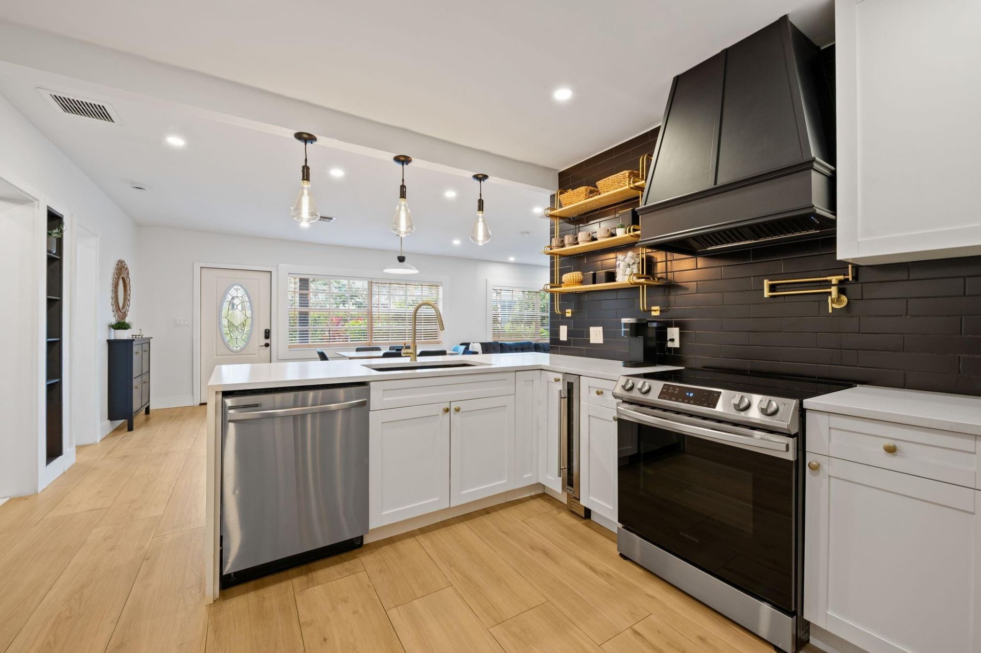 739 NE 17th Road, Fort Lauderdale, FL 33304 Photo