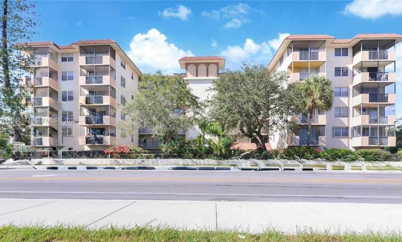 12590 NE 16th Ave , Unit 605, North Miami, FL 33161 Photo