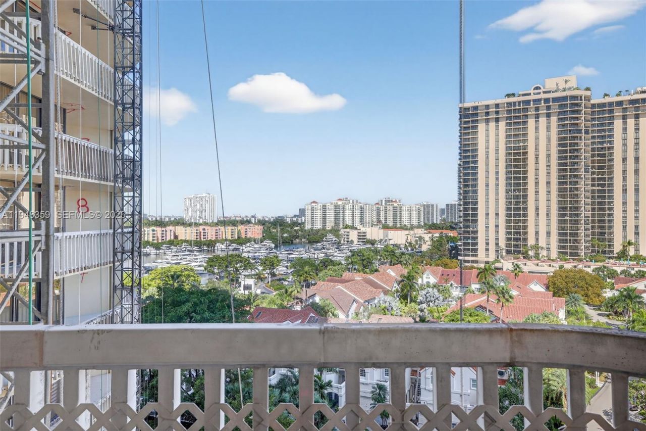 19355 Turnberry Way, Unit 8L, Aventura, FL 33180 Photo