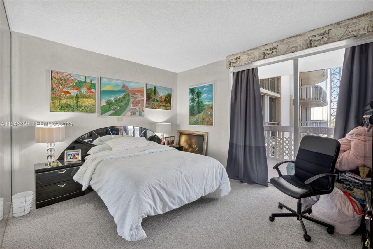 19355 Turnberry Way, Unit 8L, Aventura, FL 33180 Photo