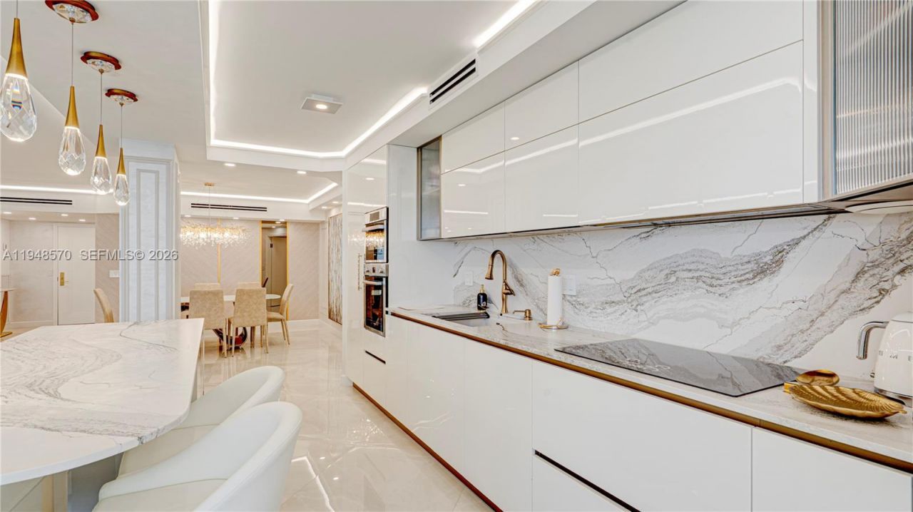 16711 Collins Ave, Unit 1004, Sunny Isles Beach, FL 33160 Photo