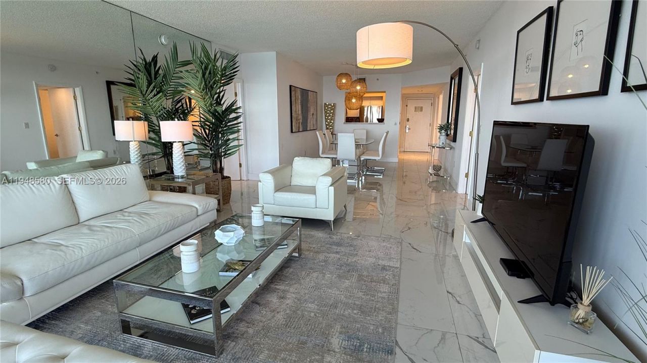 17375 Collins Ave, Unit 1901, Sunny Isles Beach, FL 33160 Photo