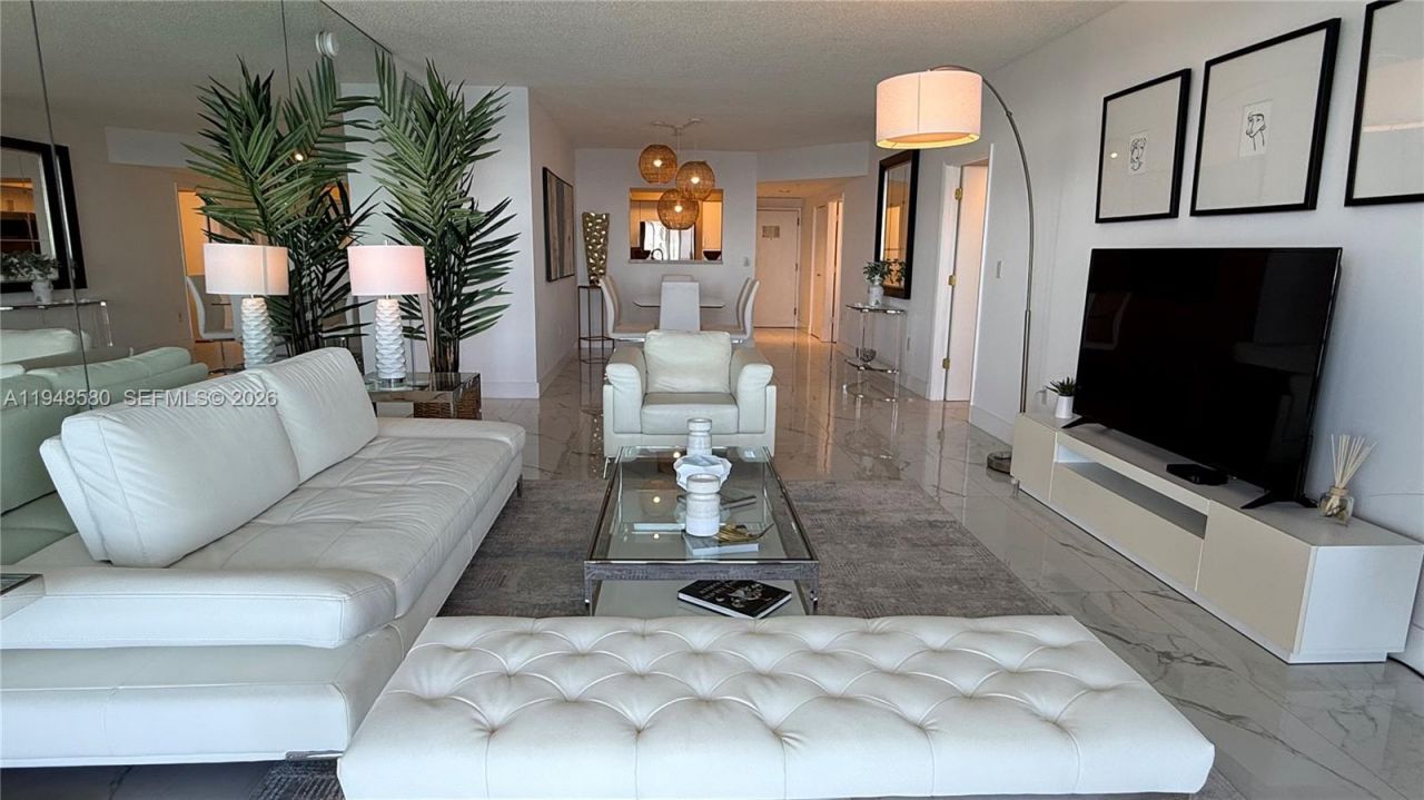 17375 Collins Ave, Unit 1901, Sunny Isles Beach, FL 33160 Photo