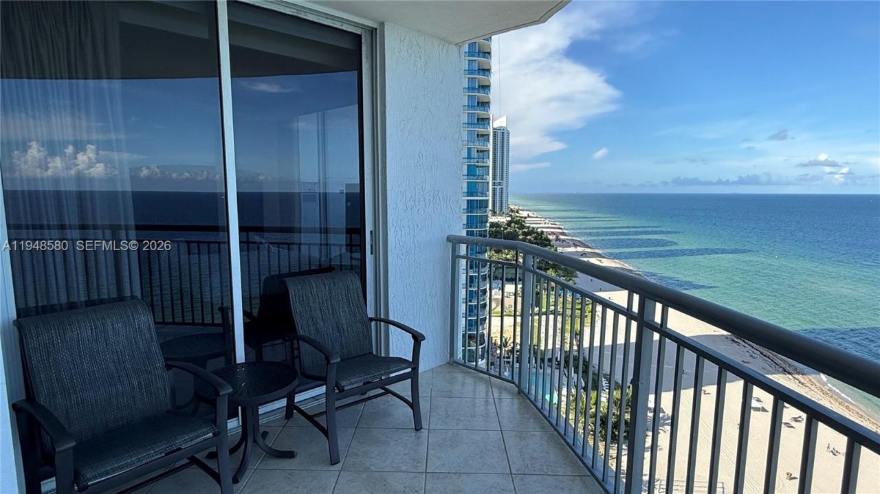 17375 Collins Ave, Unit 1901, Sunny Isles Beach, FL 33160 Photo