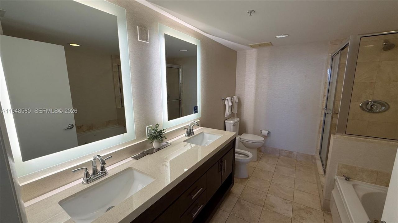 17375 Collins Ave, Unit 1901, Sunny Isles Beach, FL 33160 Photo