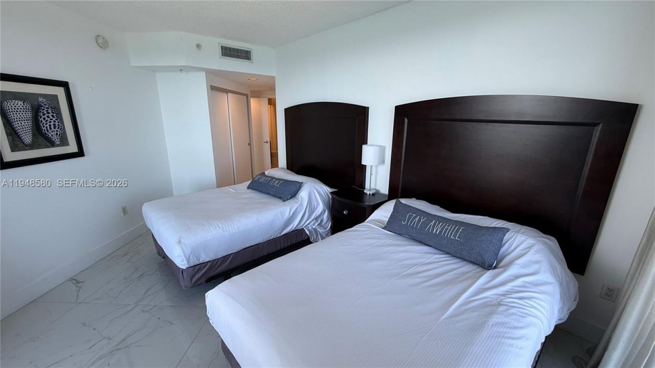 17375 Collins Ave, Unit 1901, Sunny Isles Beach, FL 33160 Photo
