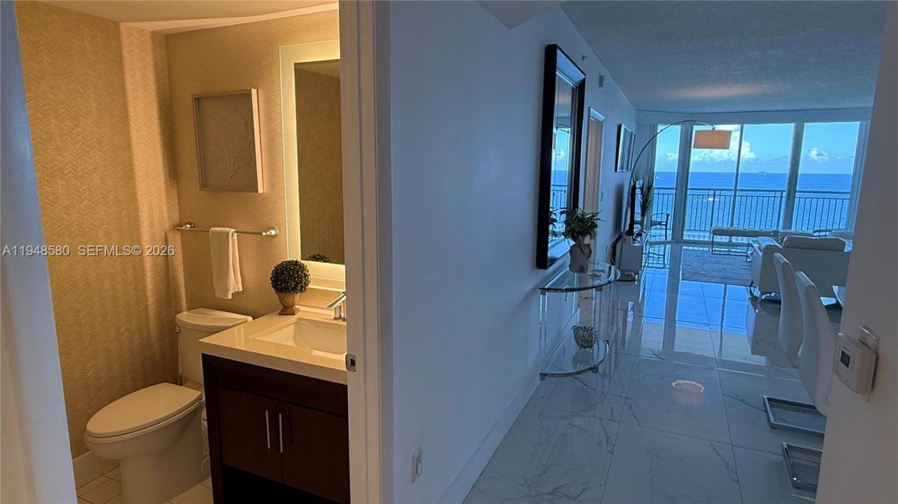 17375 Collins Ave, Unit 1901, Sunny Isles Beach, FL 33160 Photo
