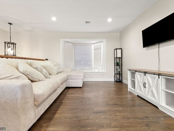 5 Jessie St, Carteret, NJ 07008