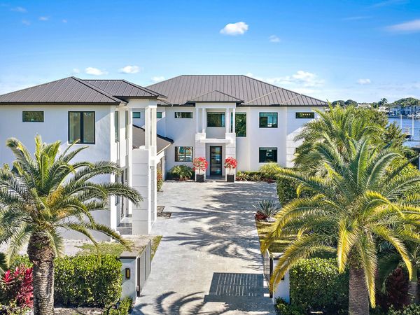 9 Bamboo Lane, Jupiter, FL 33458