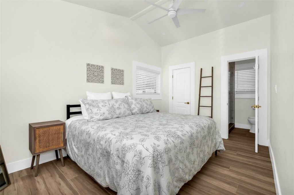 742 NE 17th Avenue, Fort Lauderdale, FL 33304 Photo