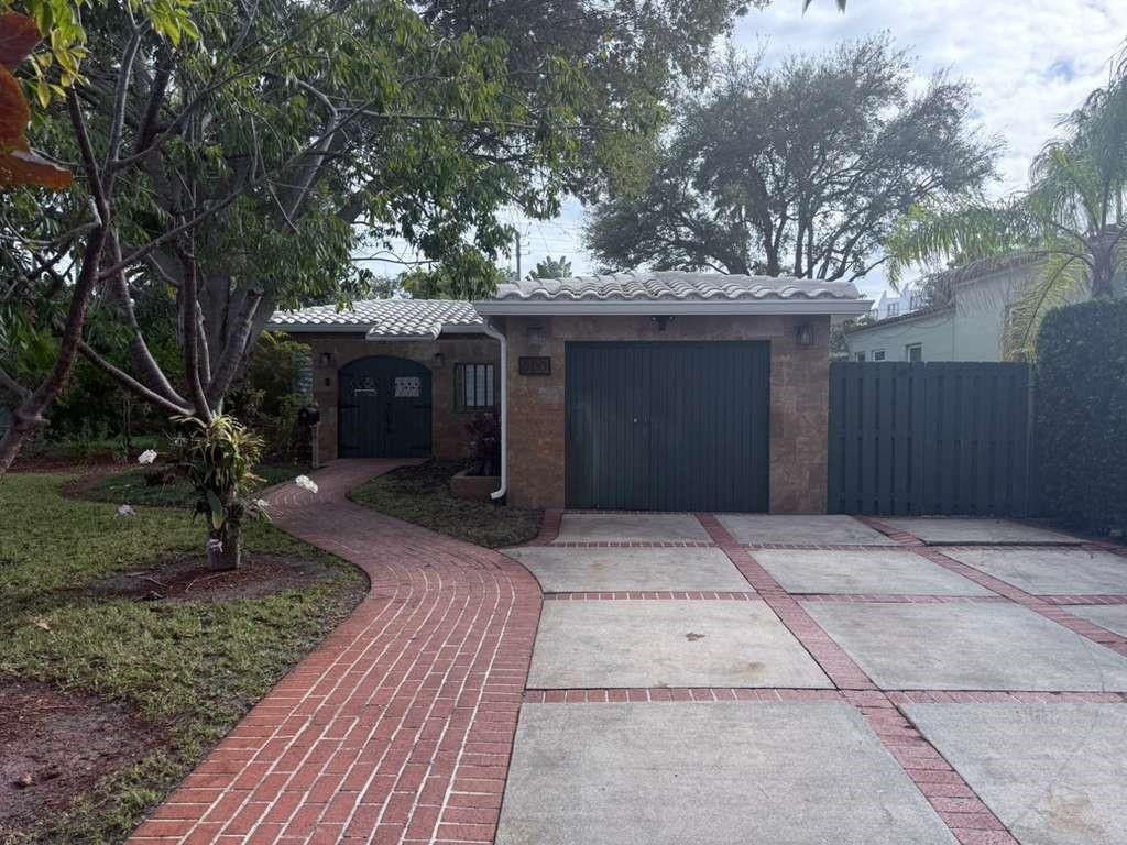 800 SE 11th Court, Fort Lauderdale, FL 33316 Photo