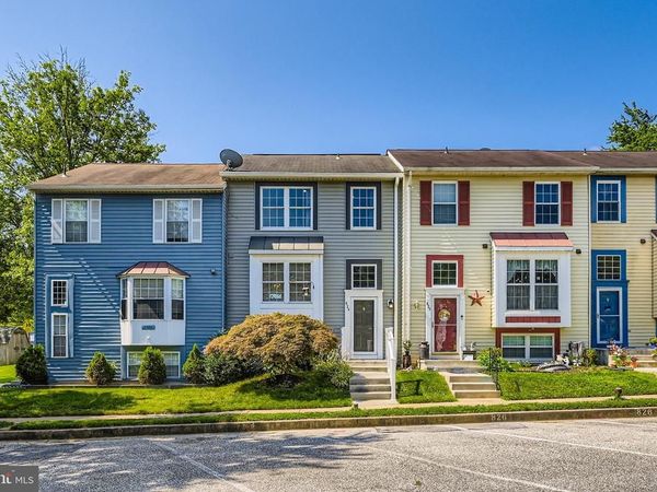 824 CENTURY STREET, HAMPSTEAD, MD 21074