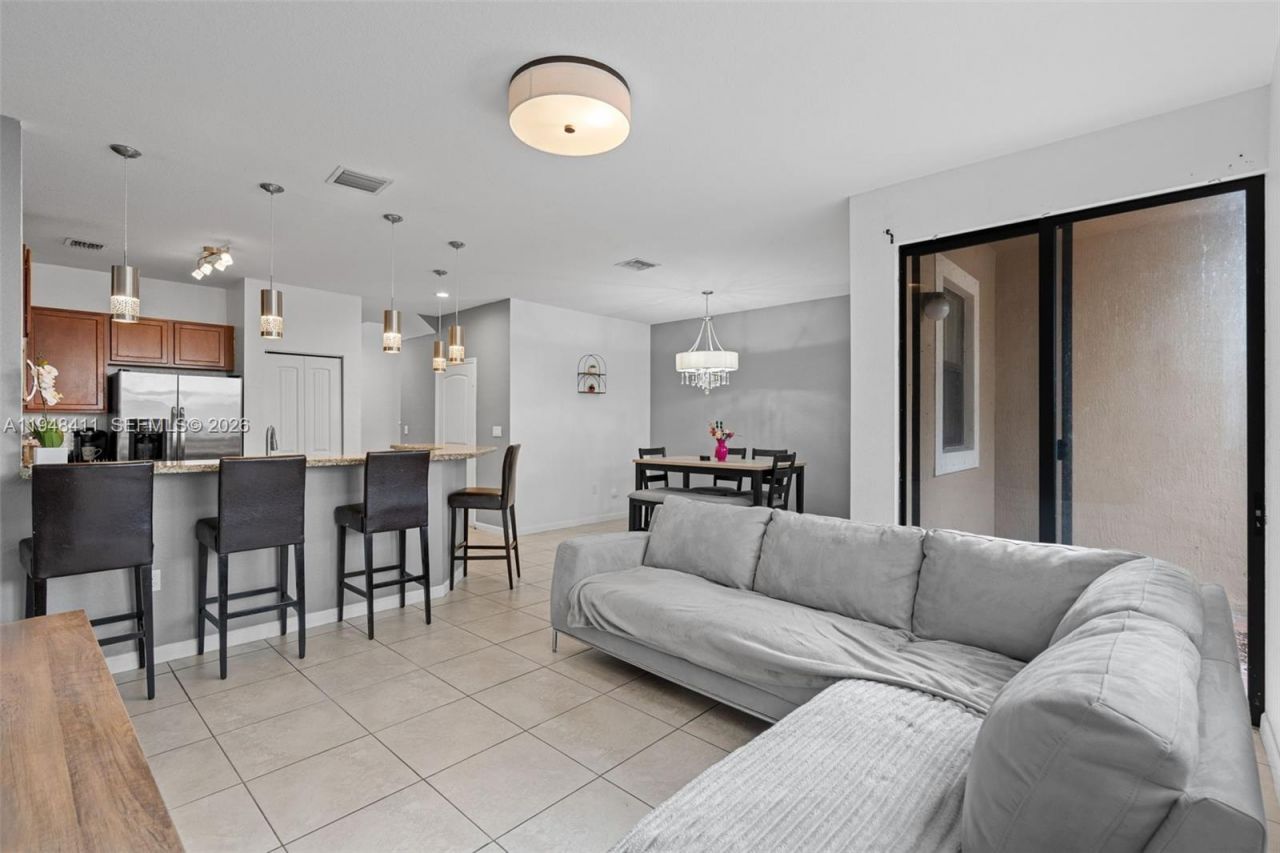 550 NE 33rd Ter, Homestead, FL 33033 Photo