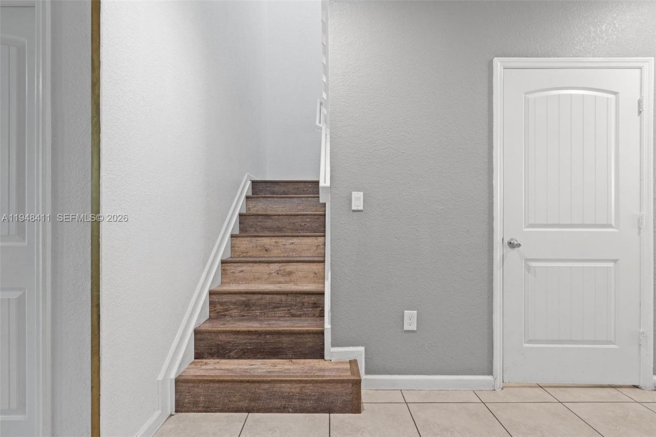 550 NE 33rd Ter, Homestead, FL 33033 Photo