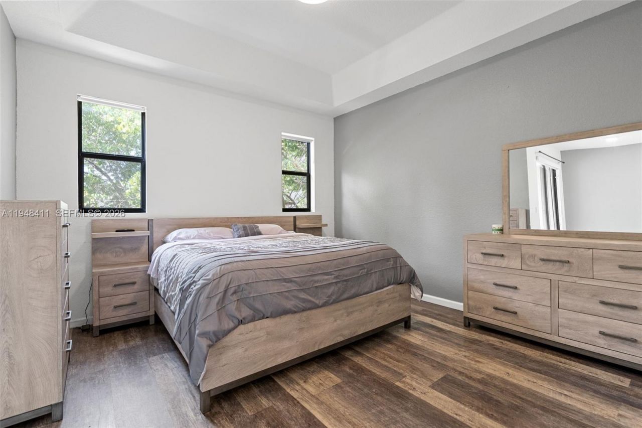 550 NE 33rd Ter, Homestead, FL 33033 Photo