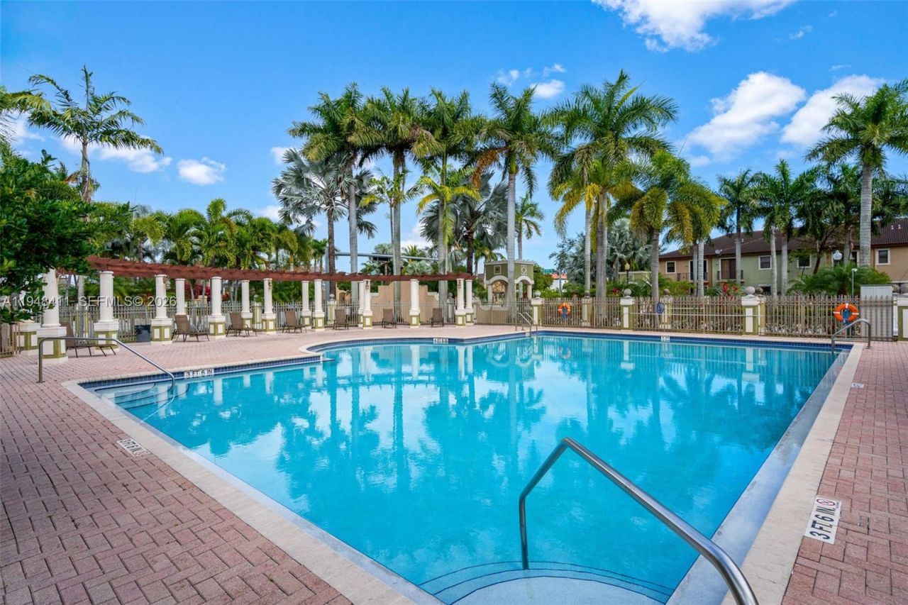 550 NE 33rd Ter, Homestead, FL 33033 Photo