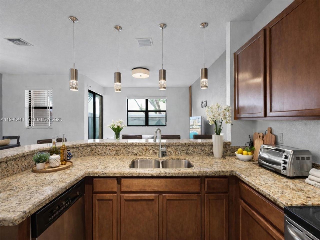 550 NE 33rd Ter, Homestead, FL 33033 Photo