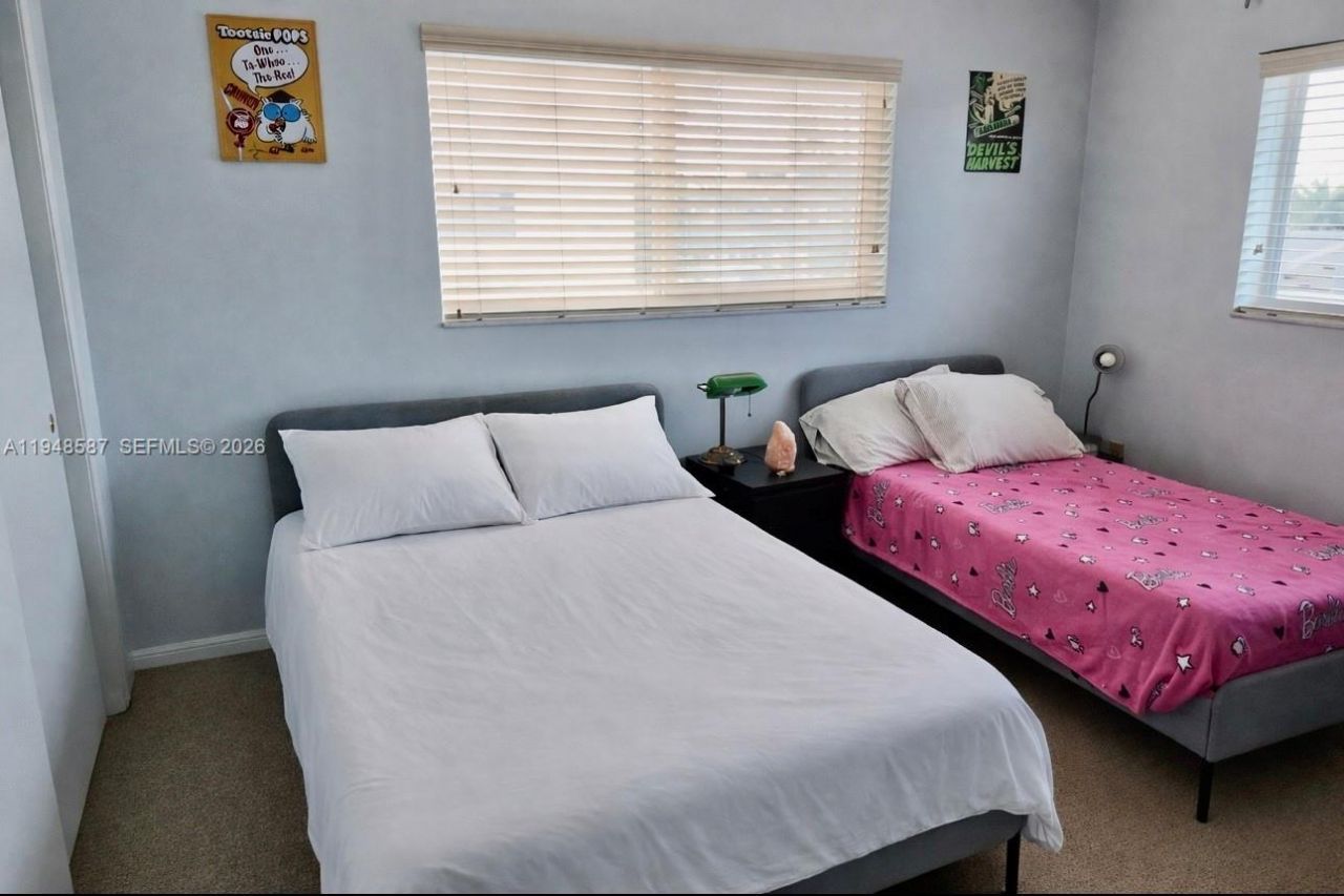 412 S Luna Ct, Unit 11, Hollywood, FL 33021 Photo