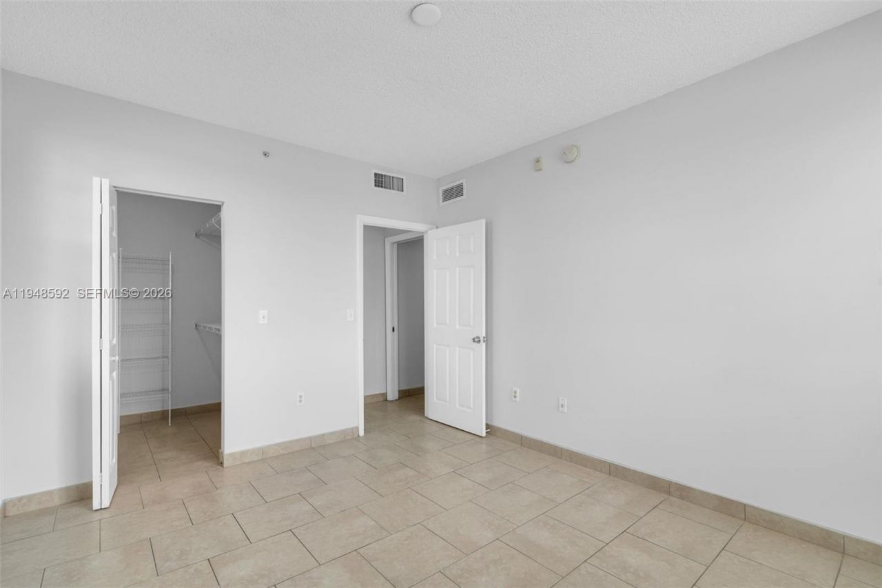 2401 W Preserve Way, Unit 204, Miramar, FL 33025 Photo