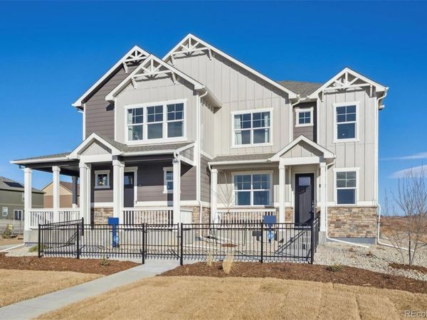 914 Logan Peak Way, Berthoud, CO 80513