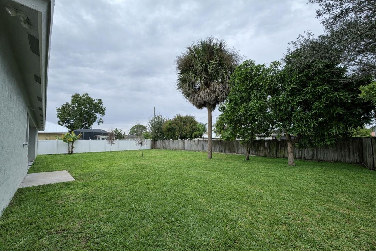 655 SW Seagull Terrace, Port Saint Lucie, FL 34953 Photo