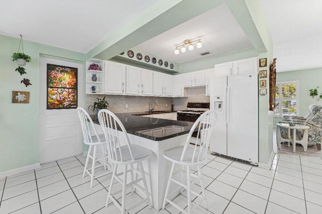 3421 Eastview Avenue, West Palm Beach, FL 33407 Photo