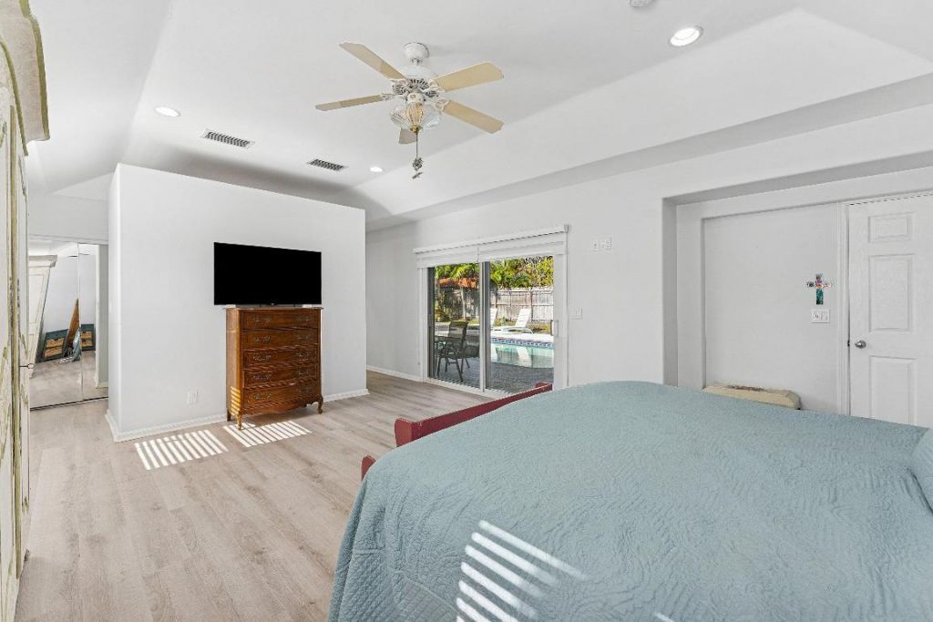 3421 Eastview Avenue, West Palm Beach, FL 33407 Photo