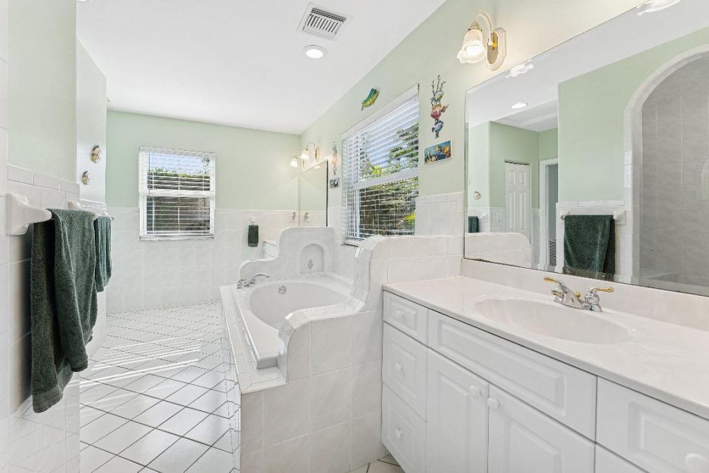 3421 Eastview Avenue, West Palm Beach, FL 33407 Photo