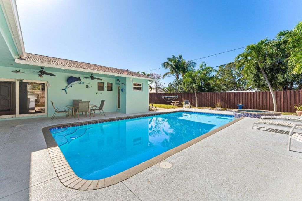 3421 Eastview Avenue, West Palm Beach, FL 33407 Photo