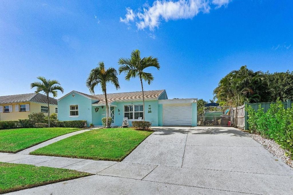 3421 Eastview Avenue, West Palm Beach, FL 33407 Photo