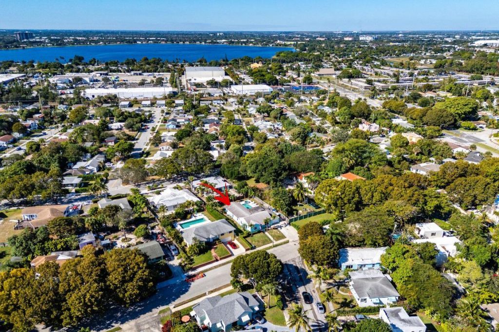 3421 Eastview Avenue, West Palm Beach, FL 33407 Photo