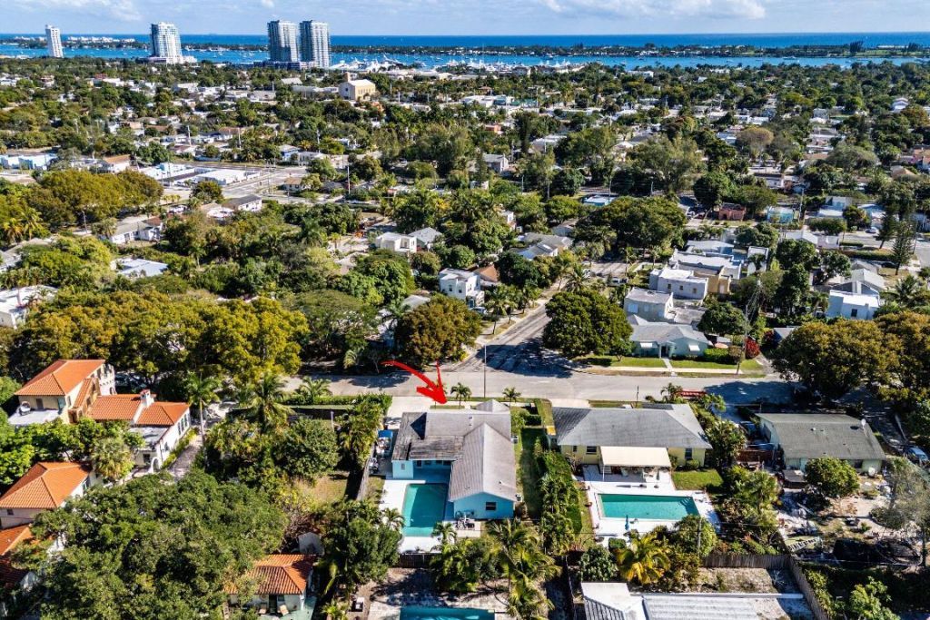 3421 Eastview Avenue, West Palm Beach, FL 33407 Photo