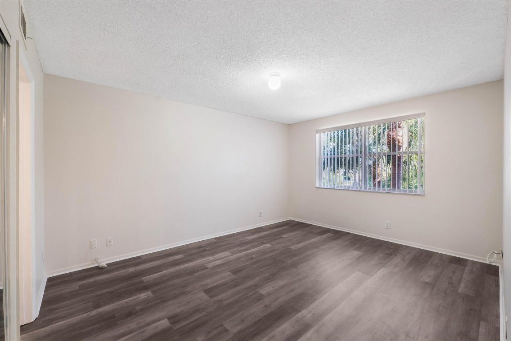 8801 Wiles Road, Unit 304, Coral Springs, FL 33067 Photo