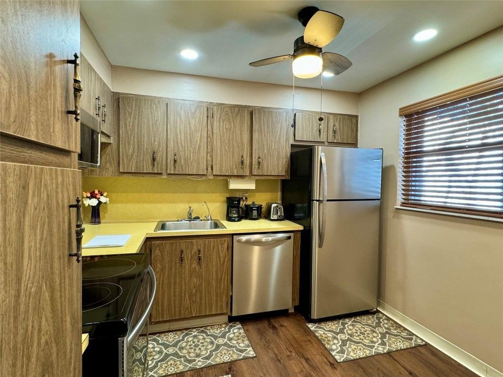 3070 Holiday Springs Boulevard, Unit 203, Margate, FL 33063 Photo