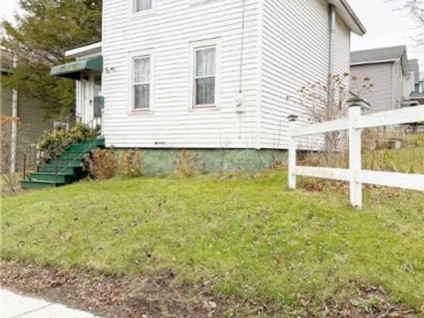 94 Niagara Street, Oswego, NY 13126