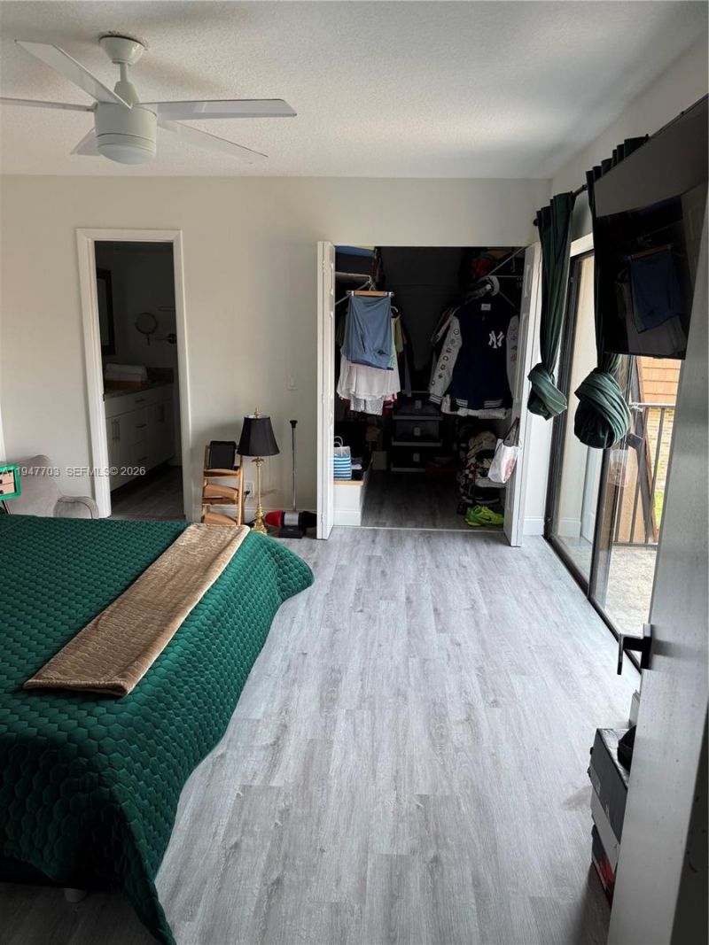 2563 Lakeview Ct, Cooper City, FL 33026 Photo