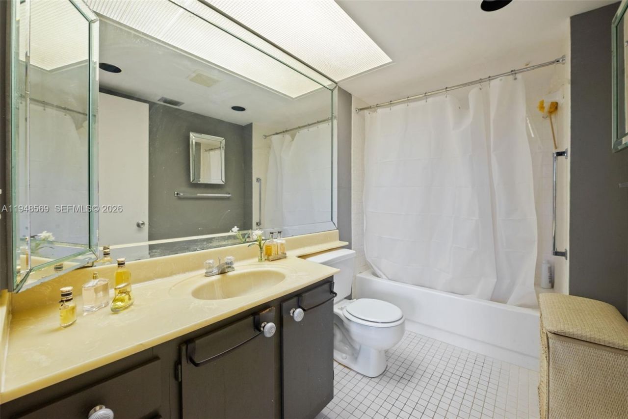 12600 SW 5th Ct , Unit 212L, Pembroke Pines, FL 33027 Photo