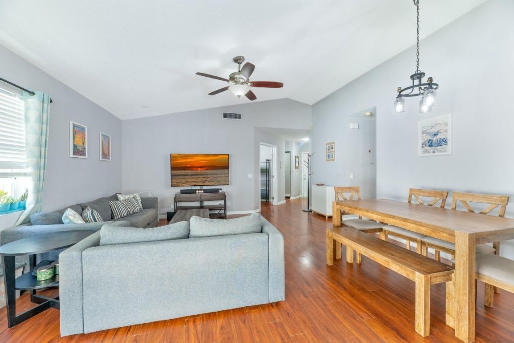 1347 Seagrape Circle, Weston, FL 33326 Photo