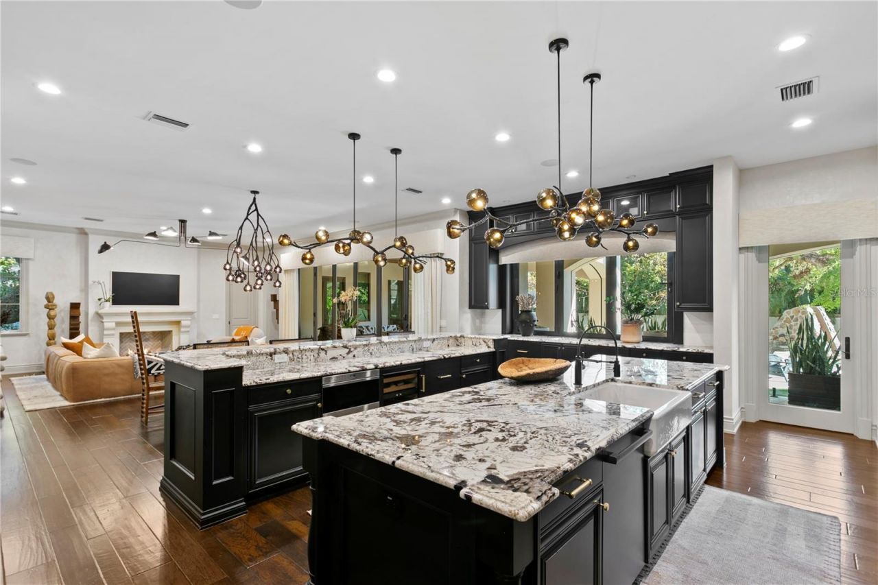 4518 W Rosemere Road, Tampa, FL 33609 Photo