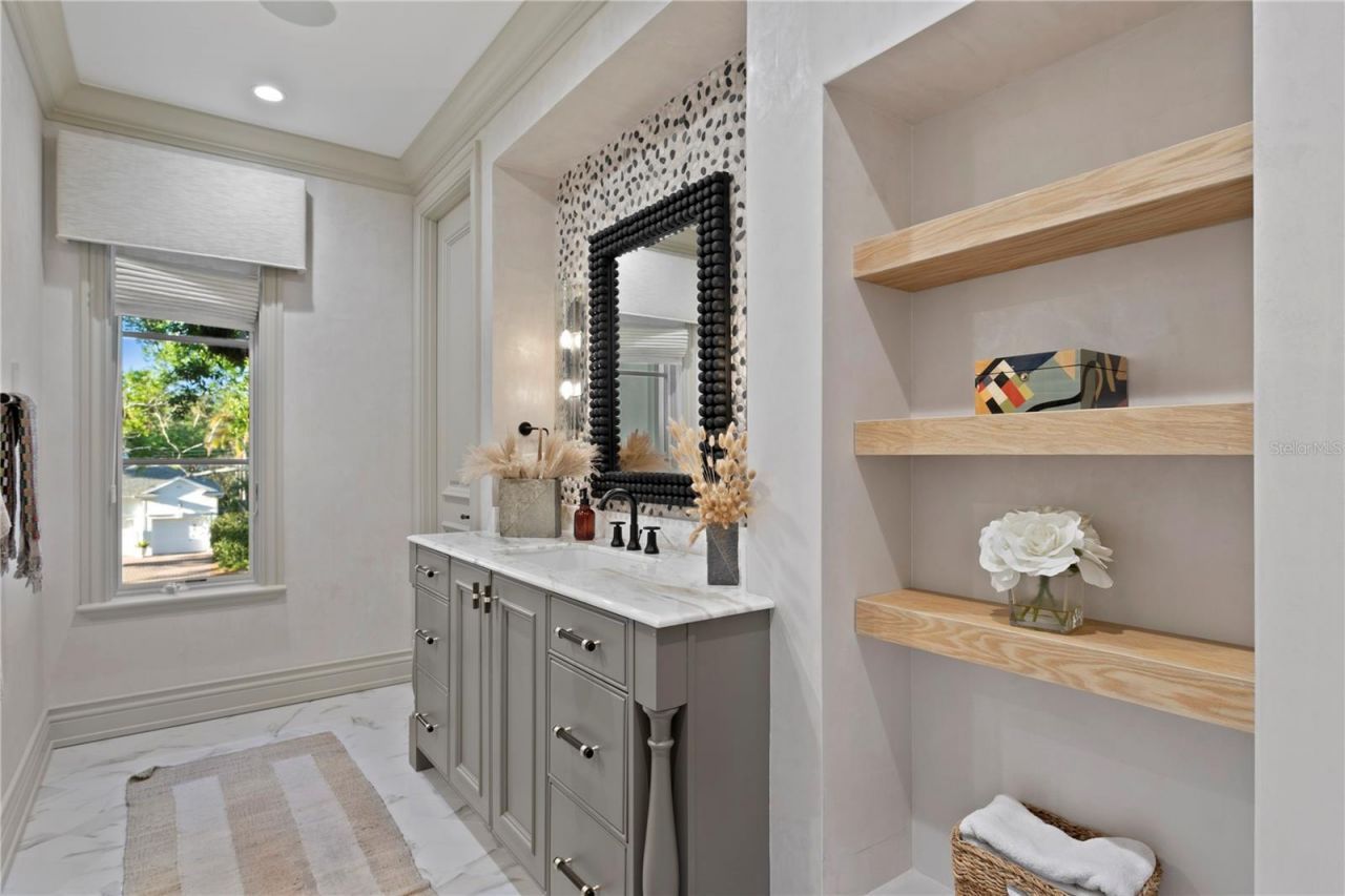 4518 W Rosemere Road, Tampa, FL 33609 Photo