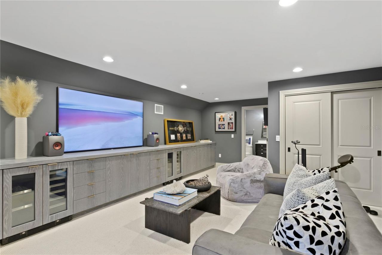 4518 W Rosemere Road, Tampa, FL 33609 Photo