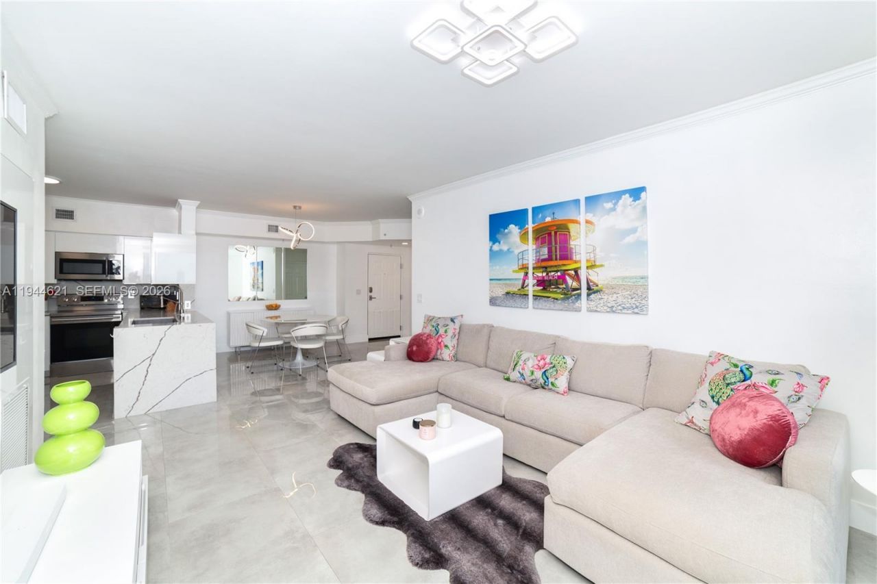 17150 N Bay, Unit 2905, Sunny Isles Beach, FL 33160 Photo
