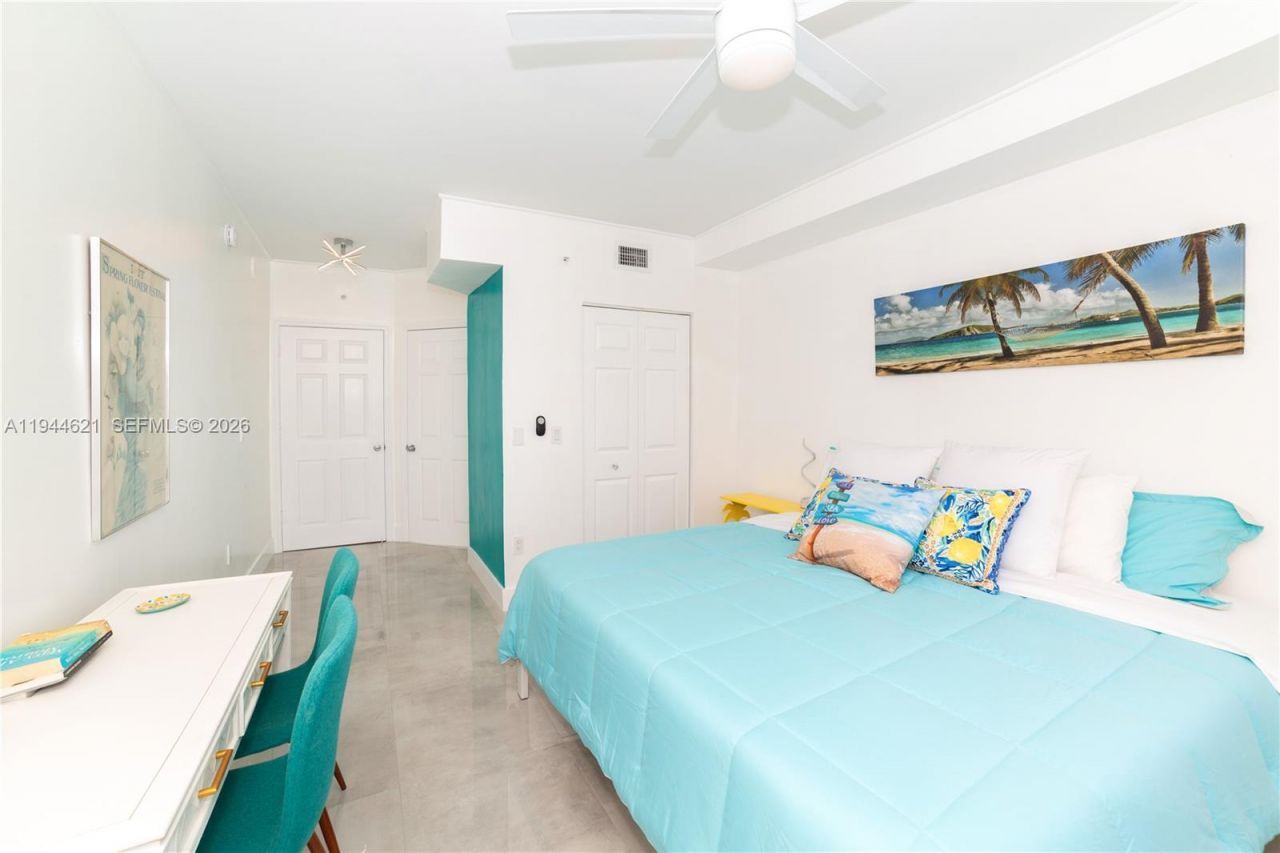 17150 N Bay, Unit 2905, Sunny Isles Beach, FL 33160 Photo