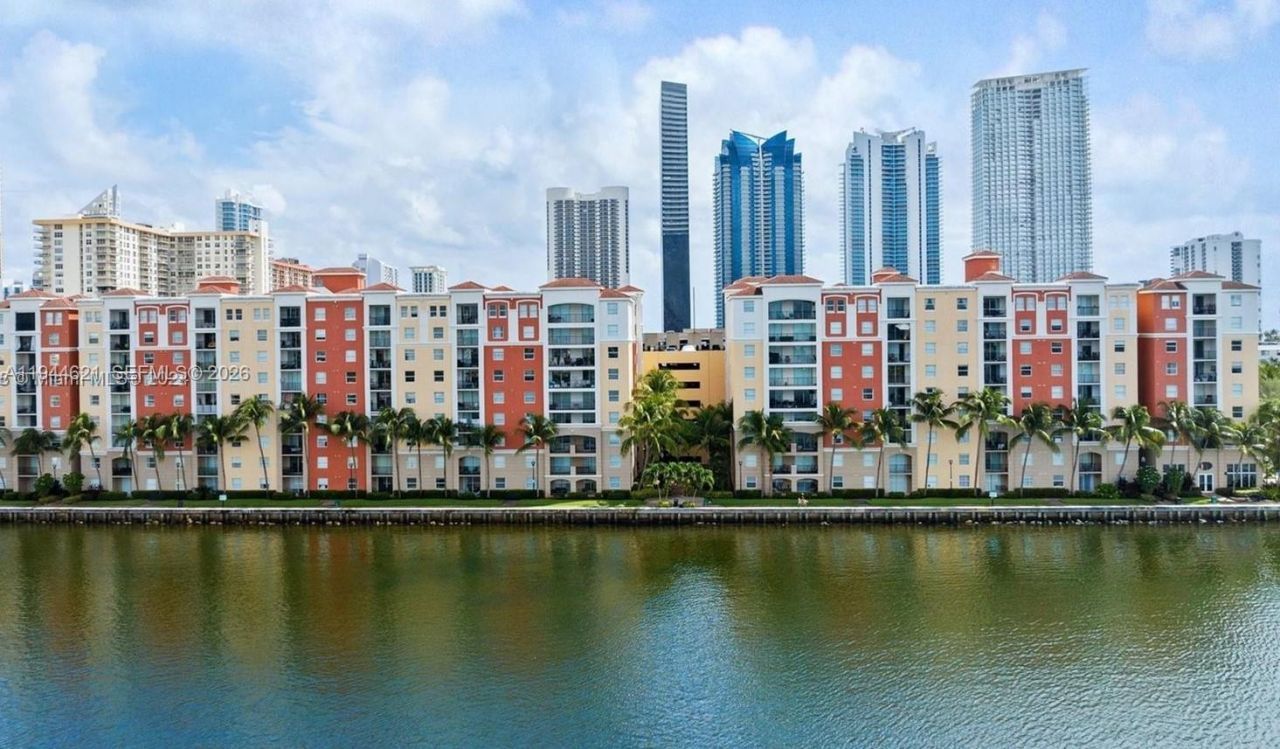 17150 N Bay, Unit 2905, Sunny Isles Beach, FL 33160 Photo